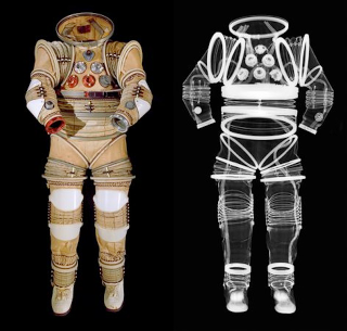 Illustration for article titled Space Suit X-Ray is Coil-Tastic